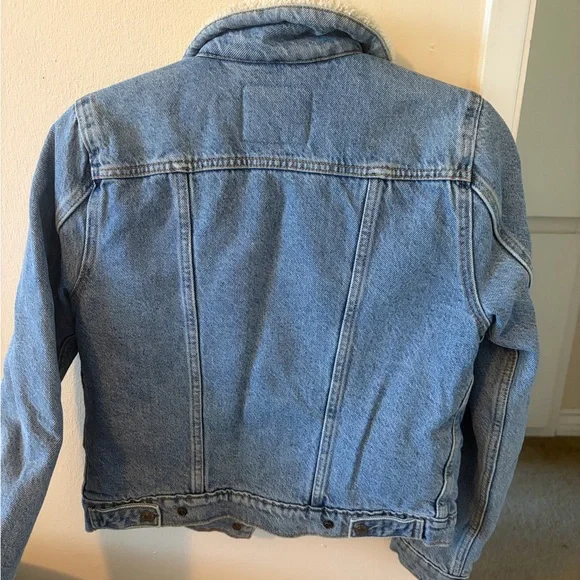 Levi's Cream Sherpa Lined Jacket - Picture 2 of 4